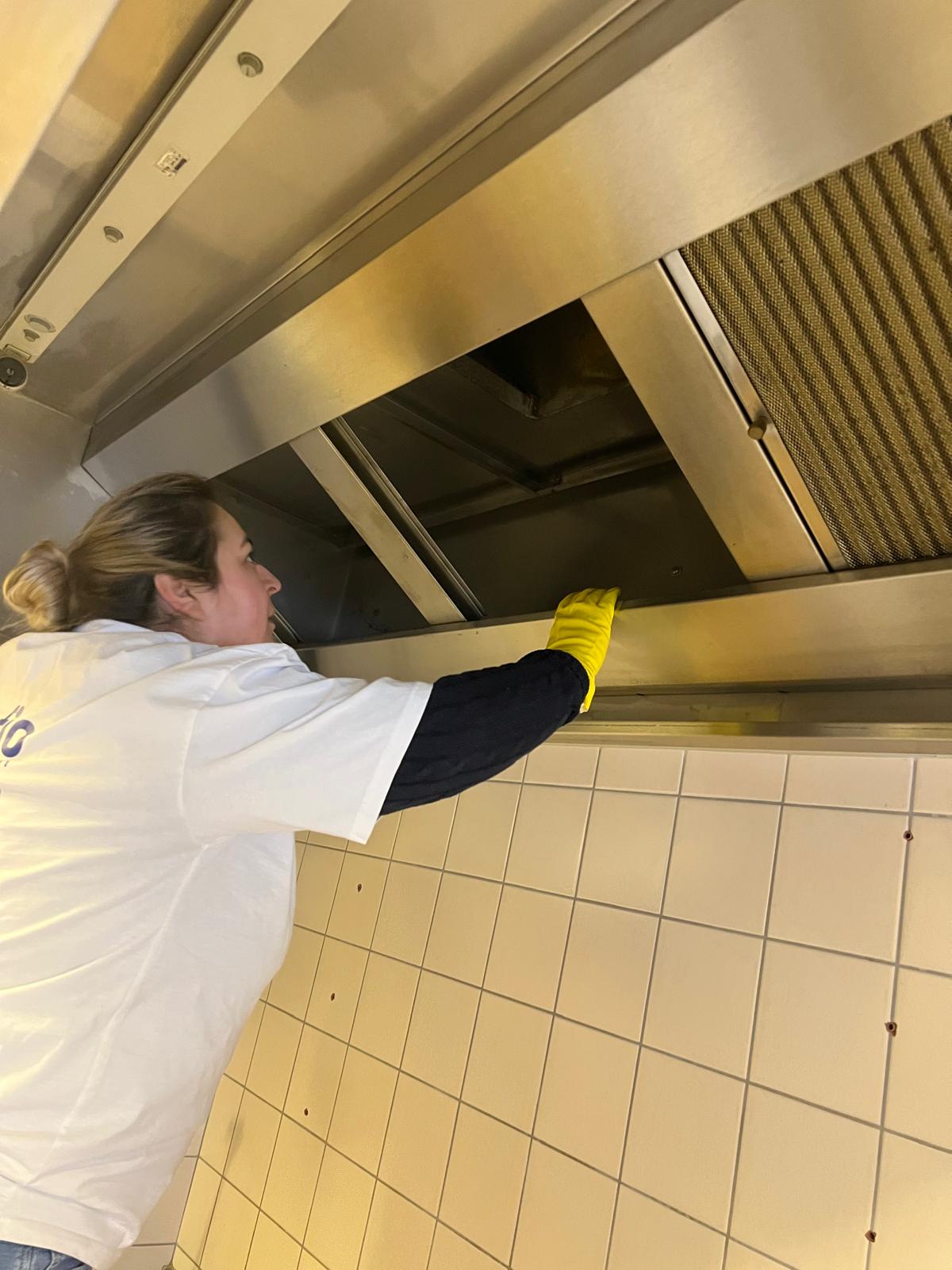 Industriell Küche Reinigung